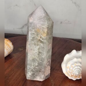 GREEN FLOWER AGATE TOWER 4.33 In